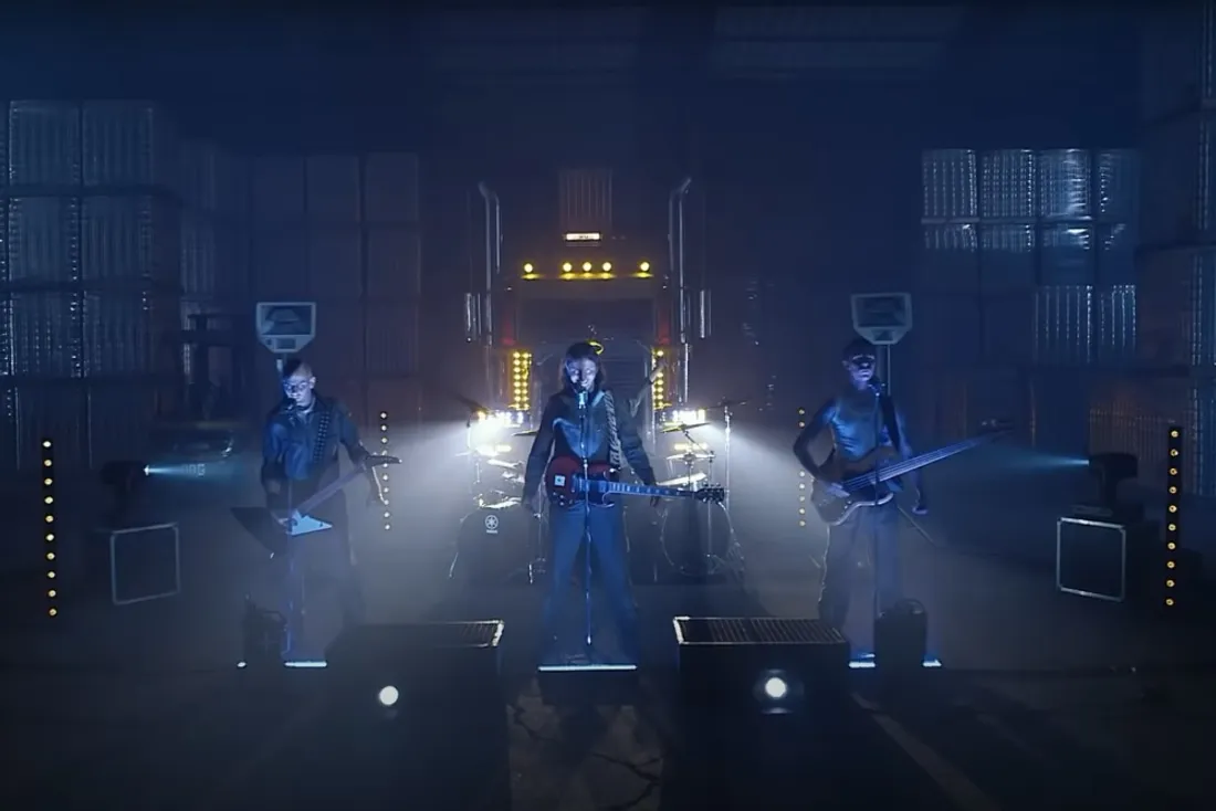 Kammthaar - Ultra Vomit clip vidéo_24 02 22_Ultra Vomit - YouTube